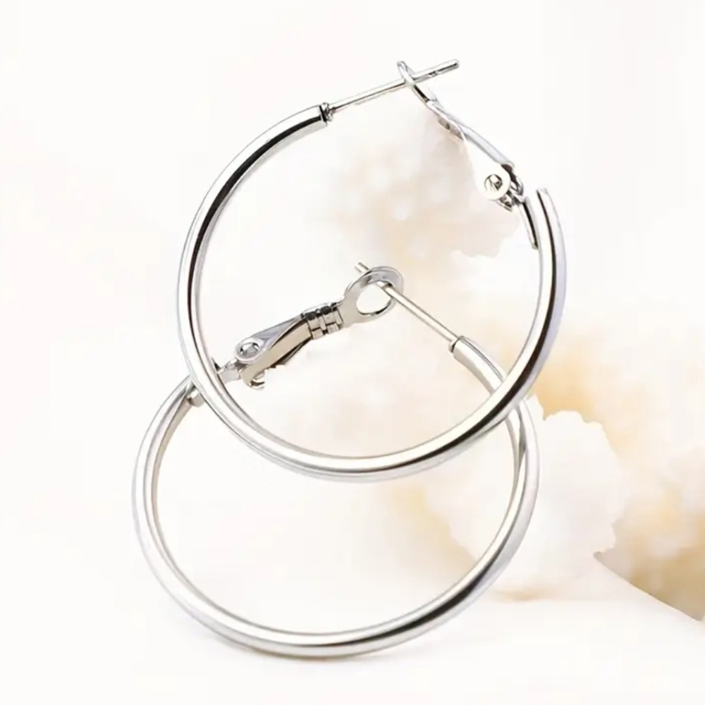 Elegant Silver Hoop Earrings - Picture 4 of 6